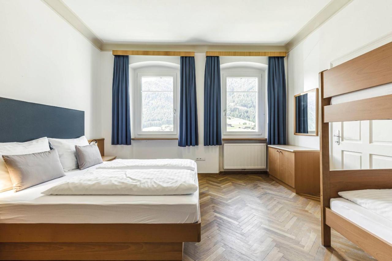 Villa Martiner Apartments Francesco Ortisei Bagian luar foto
