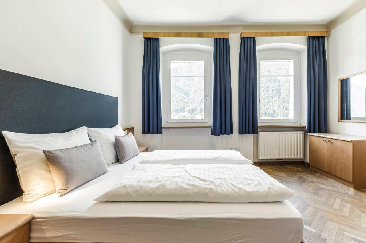 Villa Martiner Apartments Francesco Ortisei Bagian luar foto